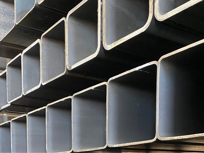Tubes en acier